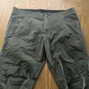 Kuhl radikal Dark Gray Pants size 42